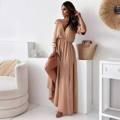 Leela™ | Robe élégante fendue au charme subtil